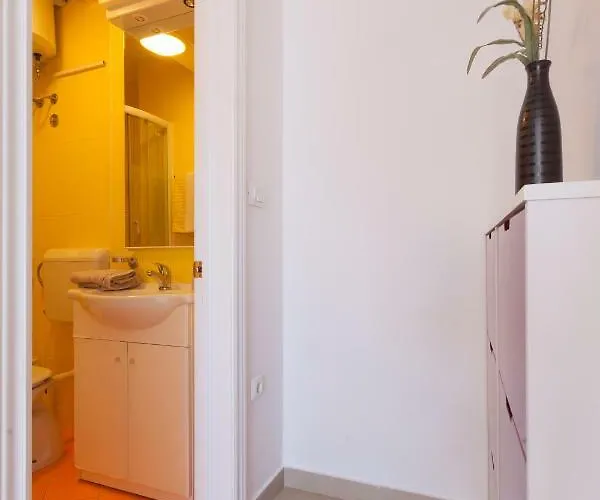Ivandic Apartamento *